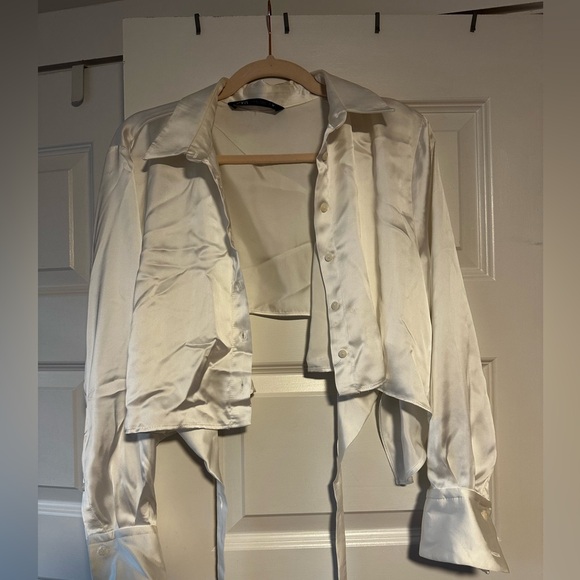 Zara - White Silk Crop Blouse - Very Good Condition - Size M - Picture 1 of 4